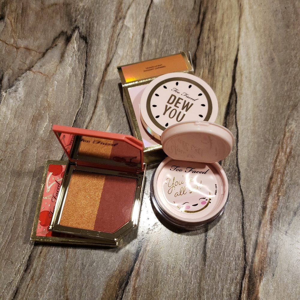 New in box Too Faced blush duo & translucentpowder